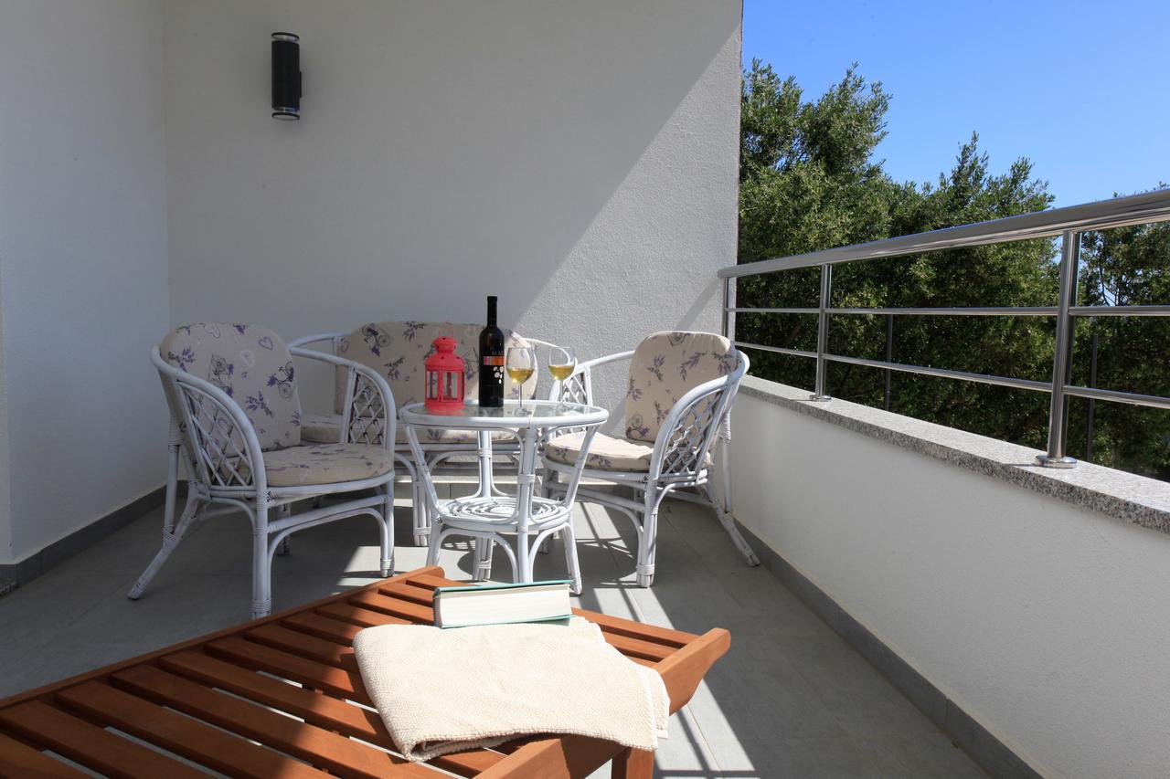 Apartments Fiora Premantura Luaran gambar