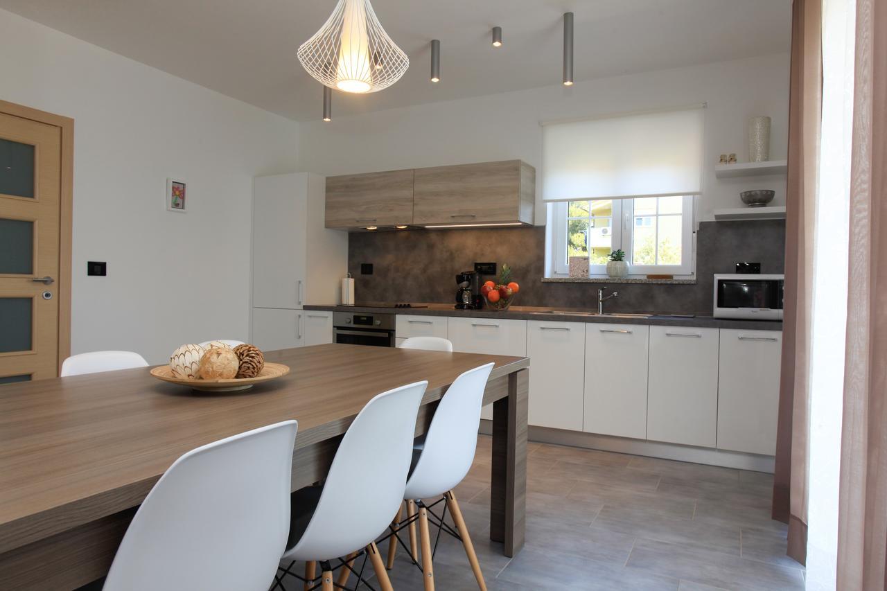 Apartments Fiora Premantura Luaran gambar